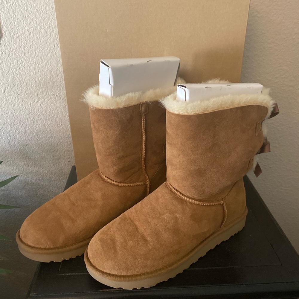 UGG W Bailey Bow II